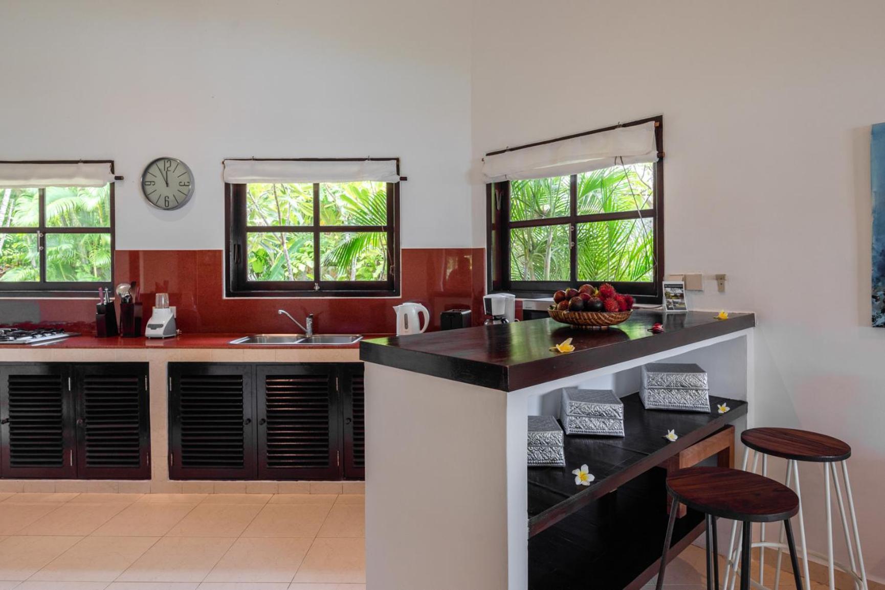 Gorgeous Beachfront Villa Lovina Banjar  Esterno foto