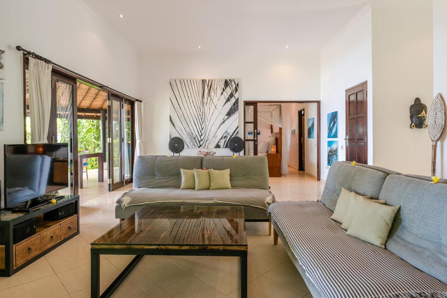 Gorgeous Beachfront Villa Lovina Banjar  Esterno foto